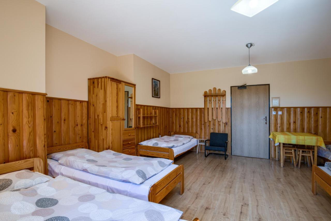 Schronisko Pttk Trzy Korony Bed and Breakfast Sromowce Niżne Eksteriør billede
