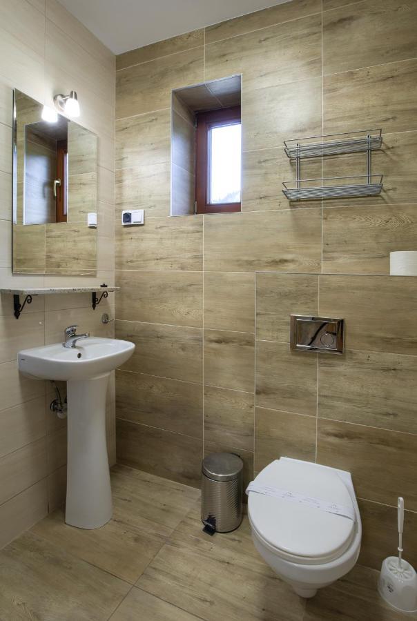 Schronisko Pttk Trzy Korony Bed and Breakfast Sromowce Niżne Eksteriør billede