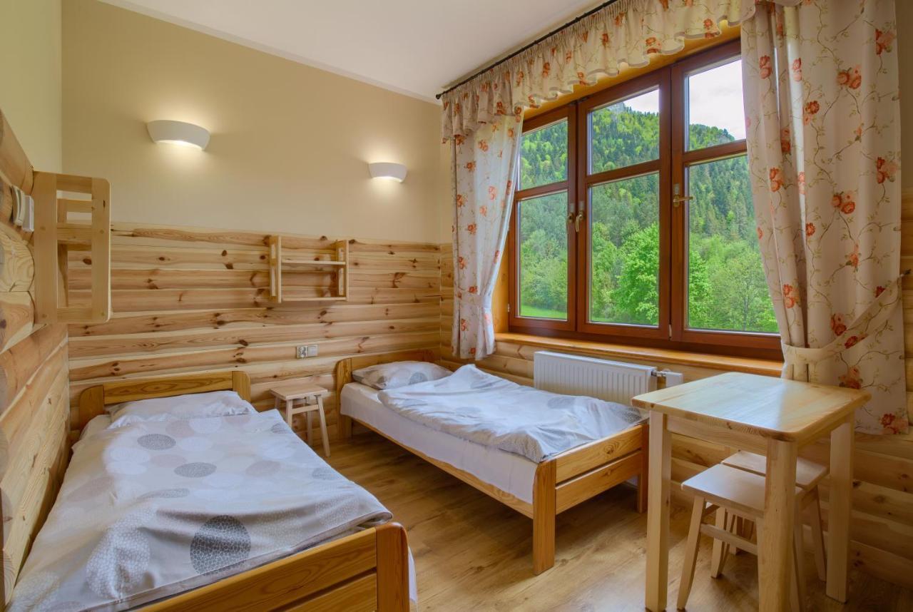 Schronisko Pttk Trzy Korony Bed and Breakfast Sromowce Niżne Eksteriør billede