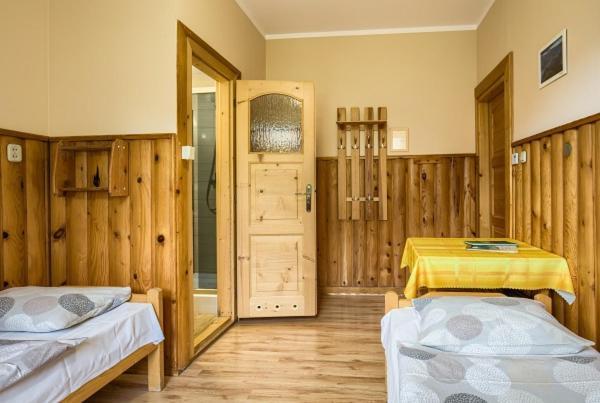 Schronisko Pttk Trzy Korony Bed and Breakfast Sromowce Niżne Eksteriør billede