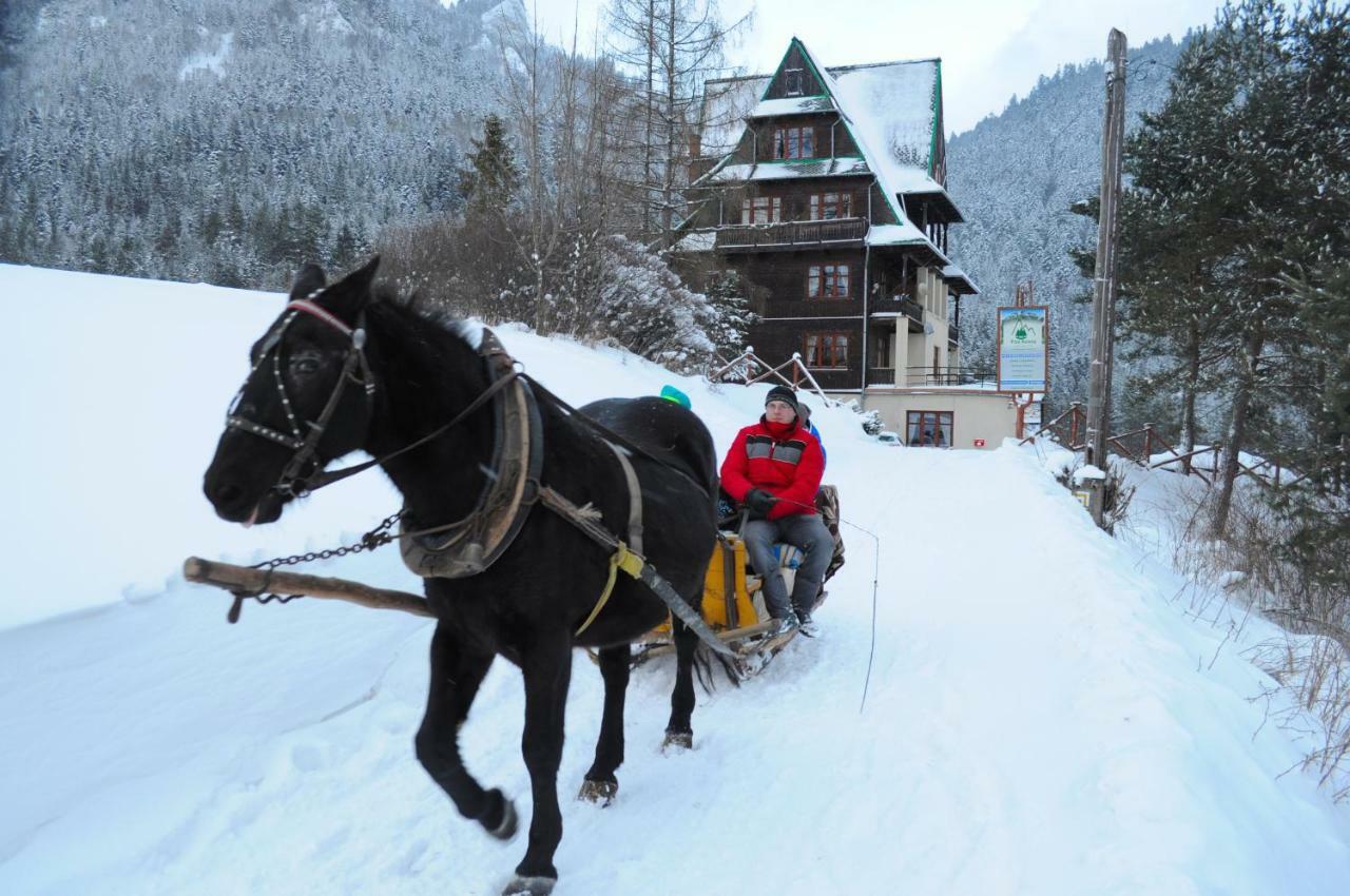 Schronisko Pttk Trzy Korony Bed and Breakfast Sromowce Niżne Eksteriør billede